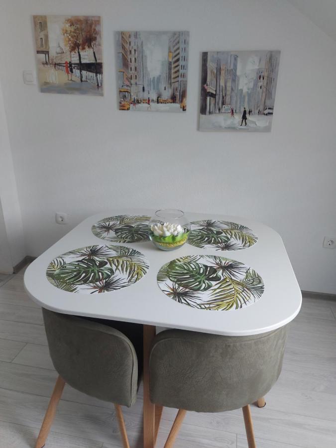 Lucic Guesthouse 센틴제 외부 사진