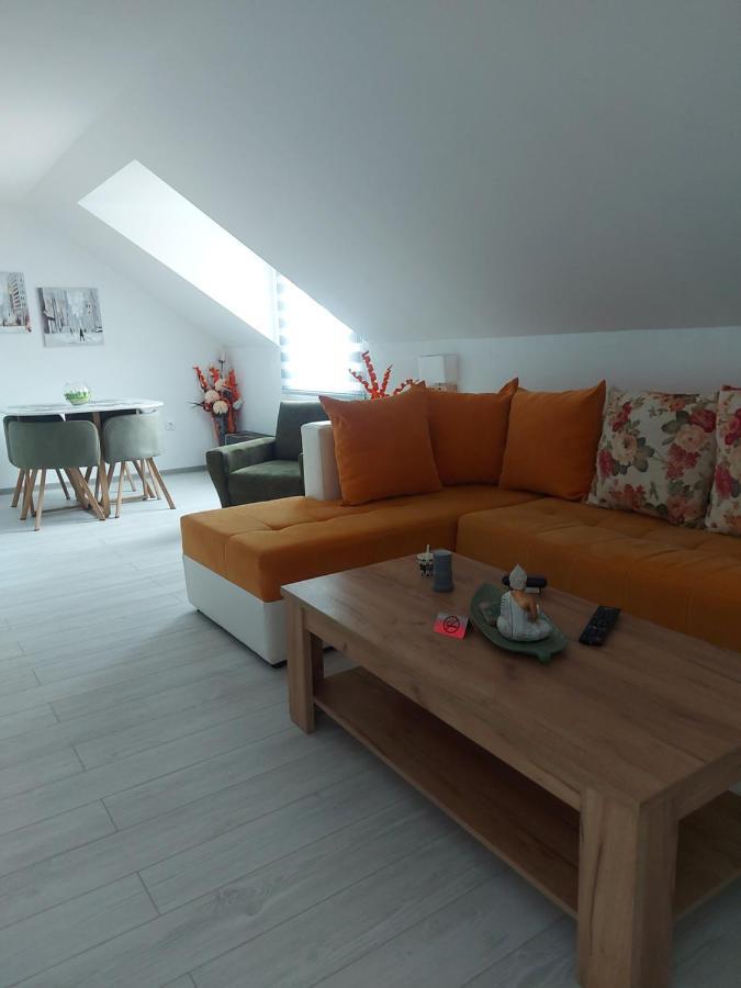Lucic Guesthouse 센틴제 외부 사진